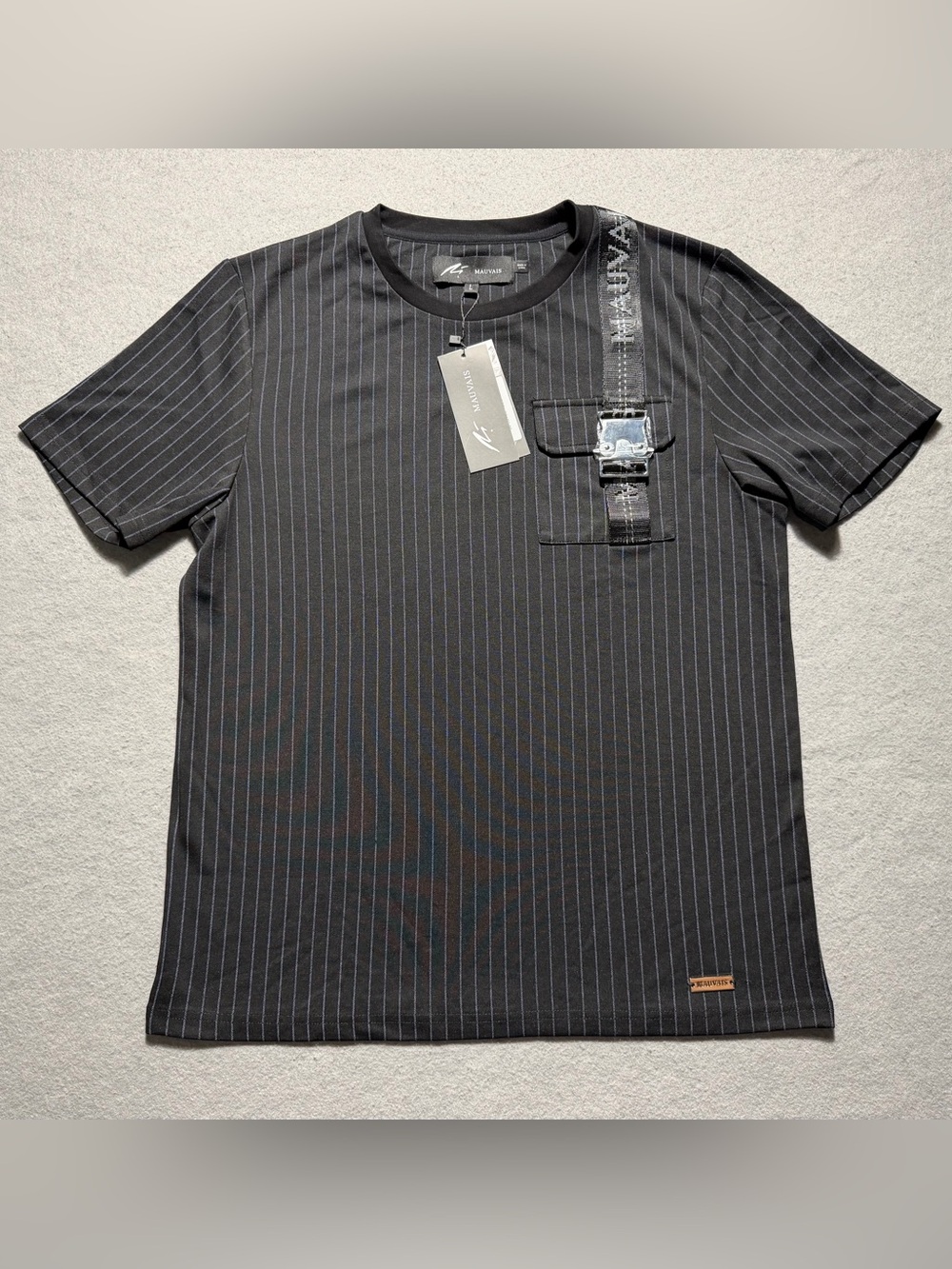 Mauvais Pinstripe T-Shirt Men’s Large NWT Black Buckle Pocket Stretch Tee